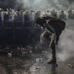 istanbulda gozaltina alinan 206 eylemciden 22si tutuklandi Ap22OO5K