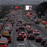 istanbulda pazartesi trafigi PUuP3NpI