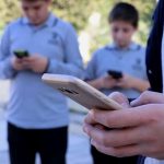 isvecten ornek karar okullarda akilli cep telefonu yasaklandi PibjHb2Z
