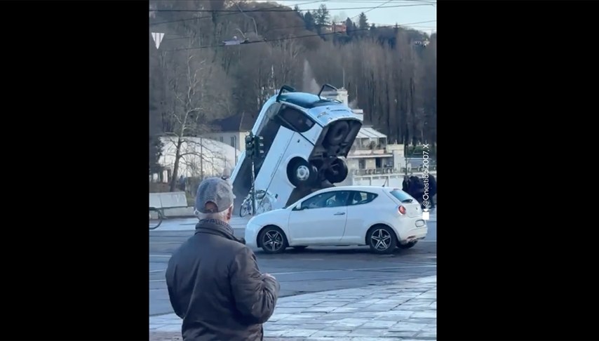 Italy Bus Plunge: A River's Deadly Toll 71 italyada yolcu otobusu irmaga dustu sofor hayatini kaybetti