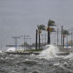 izmirde feribot seferlerine firtina puruzu 2KSrSztS