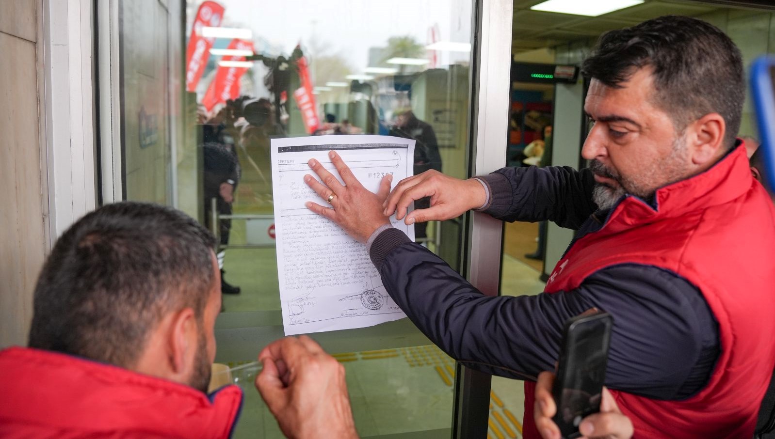 izmirin uc belediyesinde grev karari KXXsQEkH