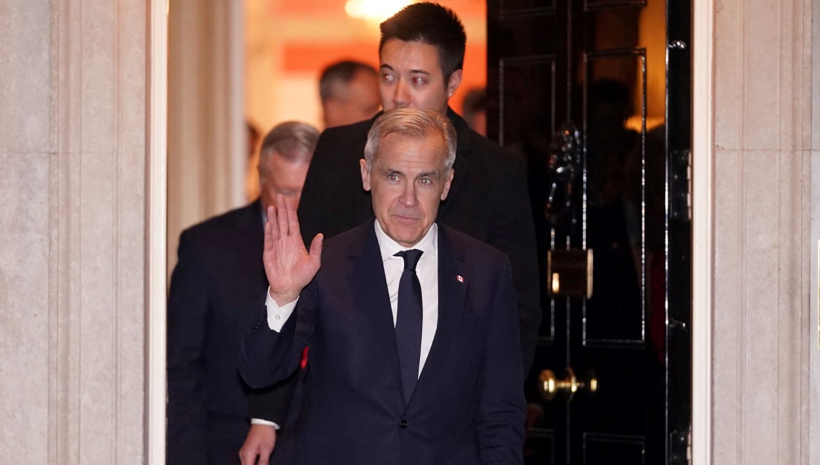 kanada basbakani carney trumpla gorustu egemenligimize hurmet duyuyor K2HDeigc