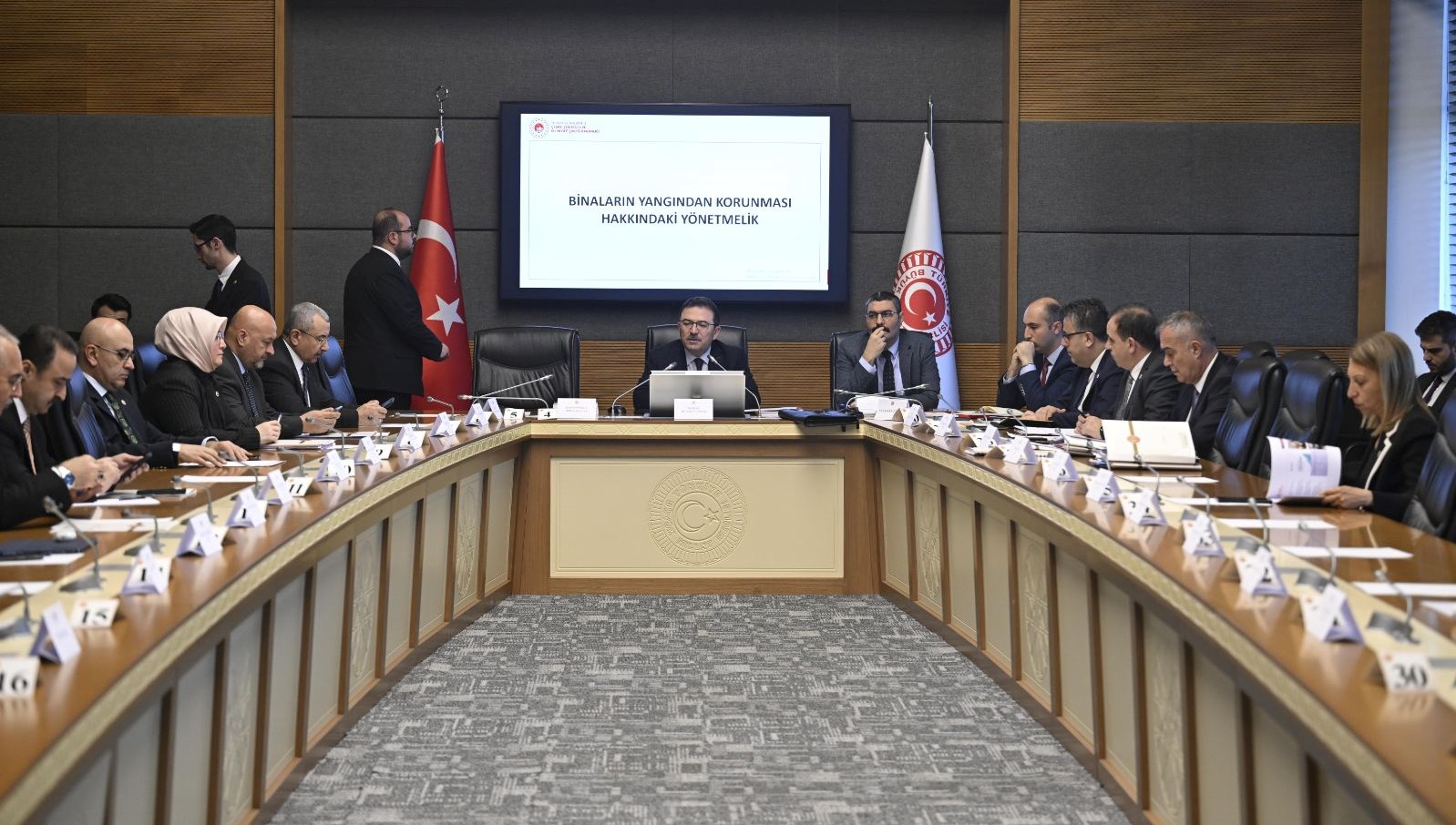 Kartalkaya Otel Yangını: Meclis Araştırması Gerçeği Arayacak 71 kartalkaya otel yangini faciasi tbmm arastirma komitesi toplandi cWjI9u1T