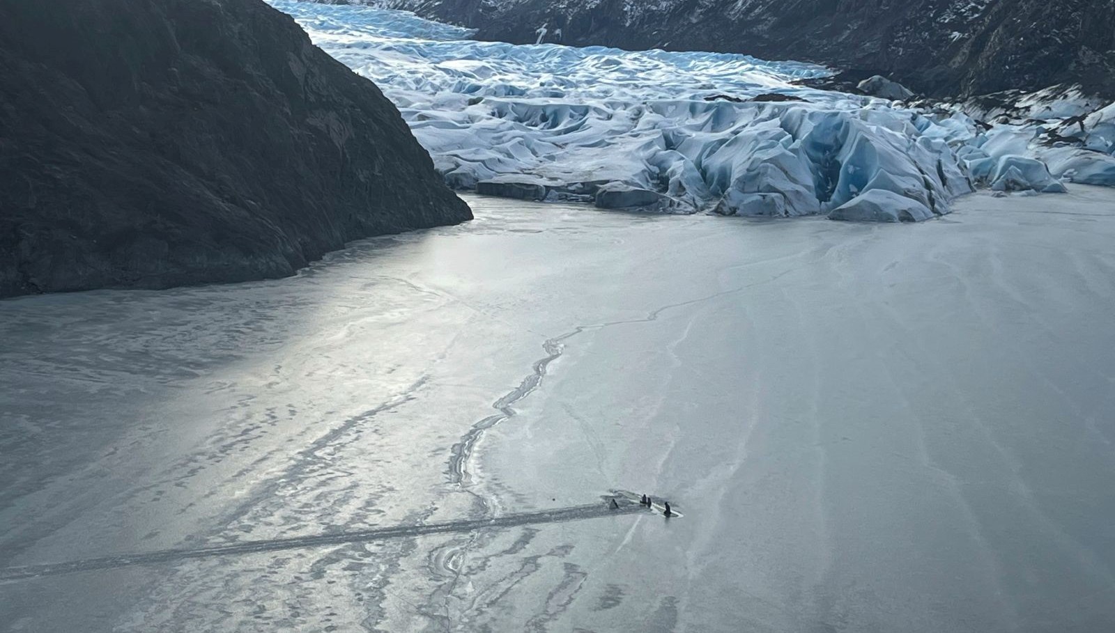 kayip ucaginkanadinda 12 saatlik mucize bGq8WSrI
