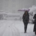 kis geri donuyor bahari beklerken kar geliyor hYlV3sq2