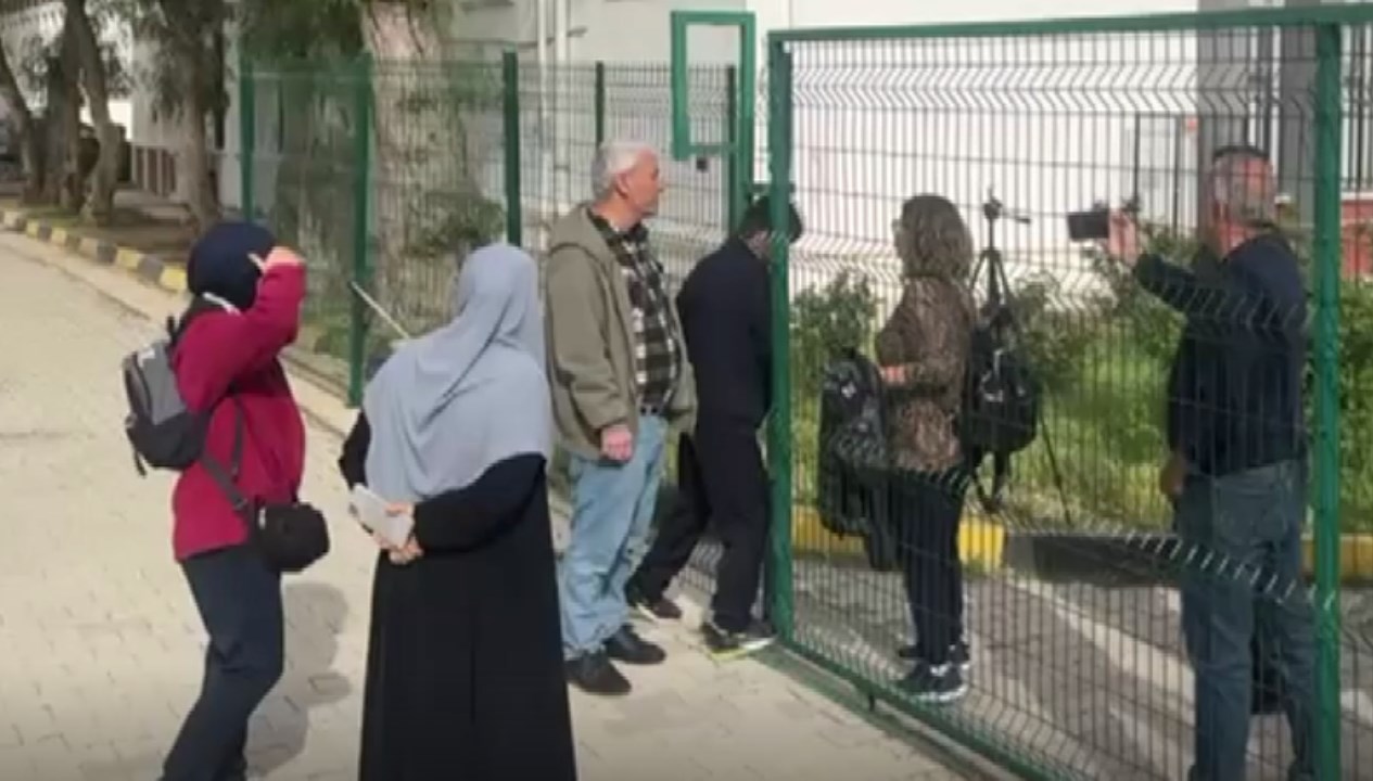 kktcde basortulu ogrenciye mani 2025te 28 subati yasadik Xlk1zcQX