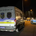 kucukcekmecede silah ve bombalar ele gecirildi dkqg3AGG