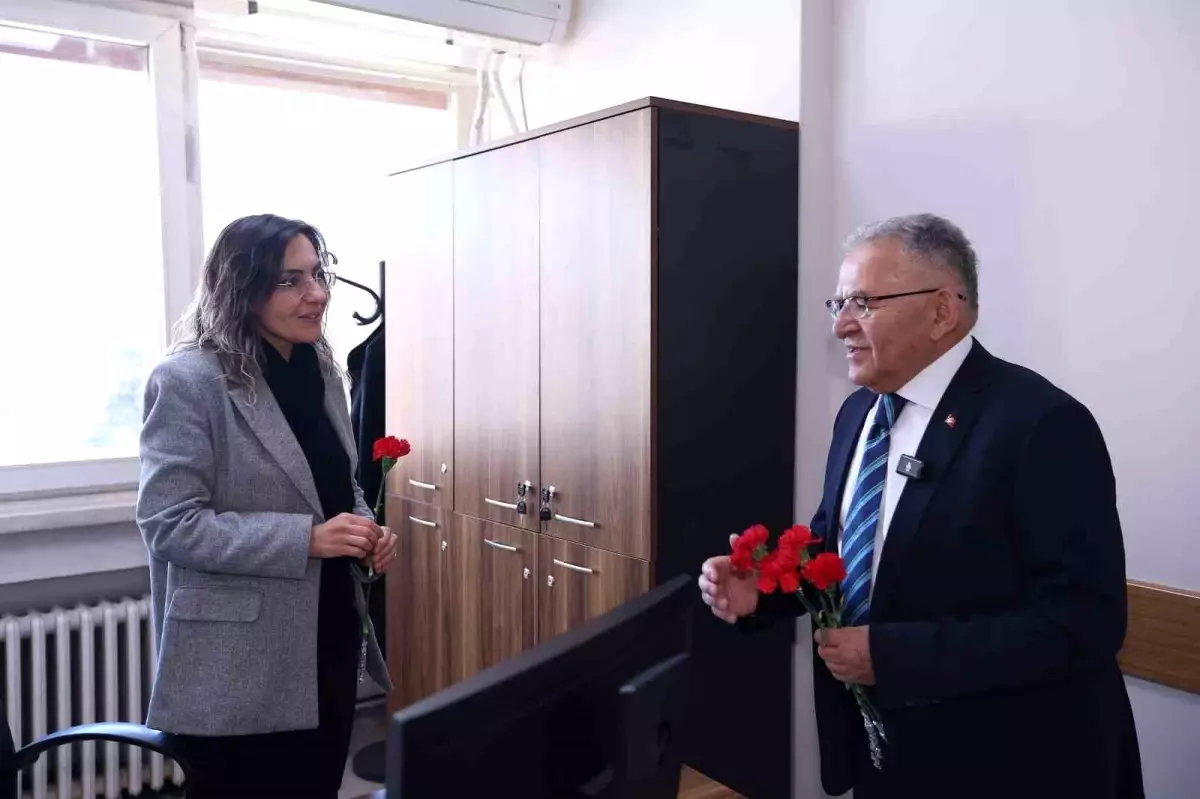 lider buyukkilictan dunya bayanlar gunu kutlamasi mrLGfUSw