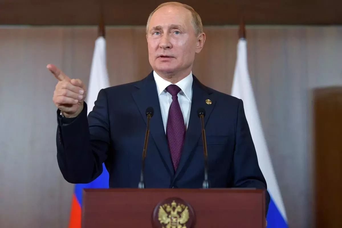 macronun savas ilani uzere kelamlarina putinden sert karsilik vjTaaeR8