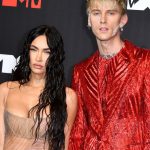 megan fox dorduncu kere anne oldu ABMbcRU4