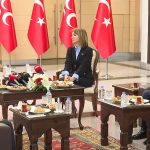 mhp ve dem parti birinci sefer bayramlasti 4OOUwfJM