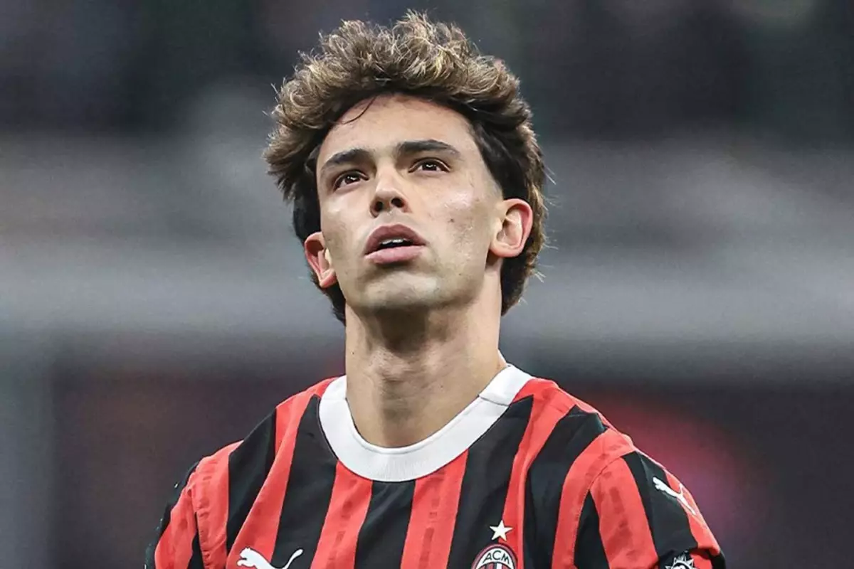 milan 1 ay evvel transfer ettigi dunyaca unlu yildizi gonderiyor Td9j86mP