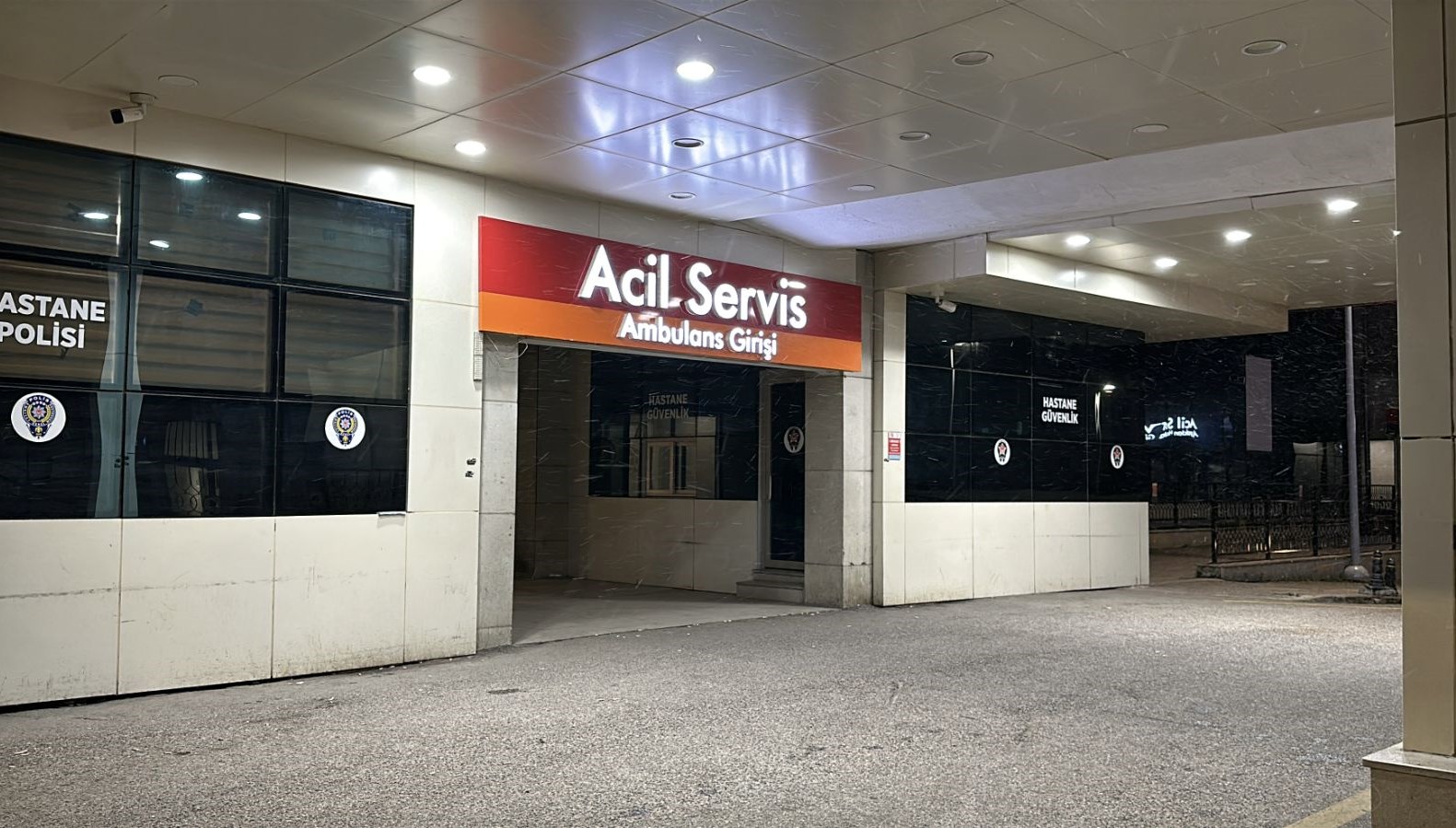 motosiklet sarampole yuvarlandi bir meyyit Z8LTwqwd