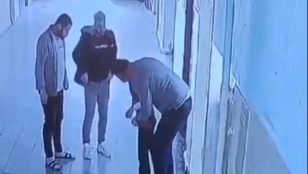 mudur yardimcisinin mudahalesi hayatini kurtardi 2z3dPNIq