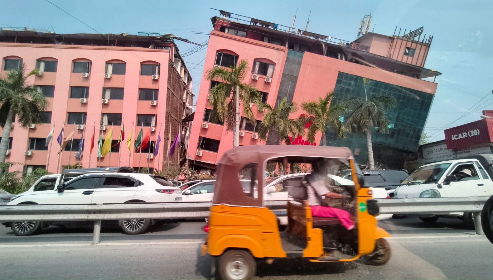 myanmarda 77 buyuklugunde sarsinti meyyit sayisi bini gecti XHyMlzWz