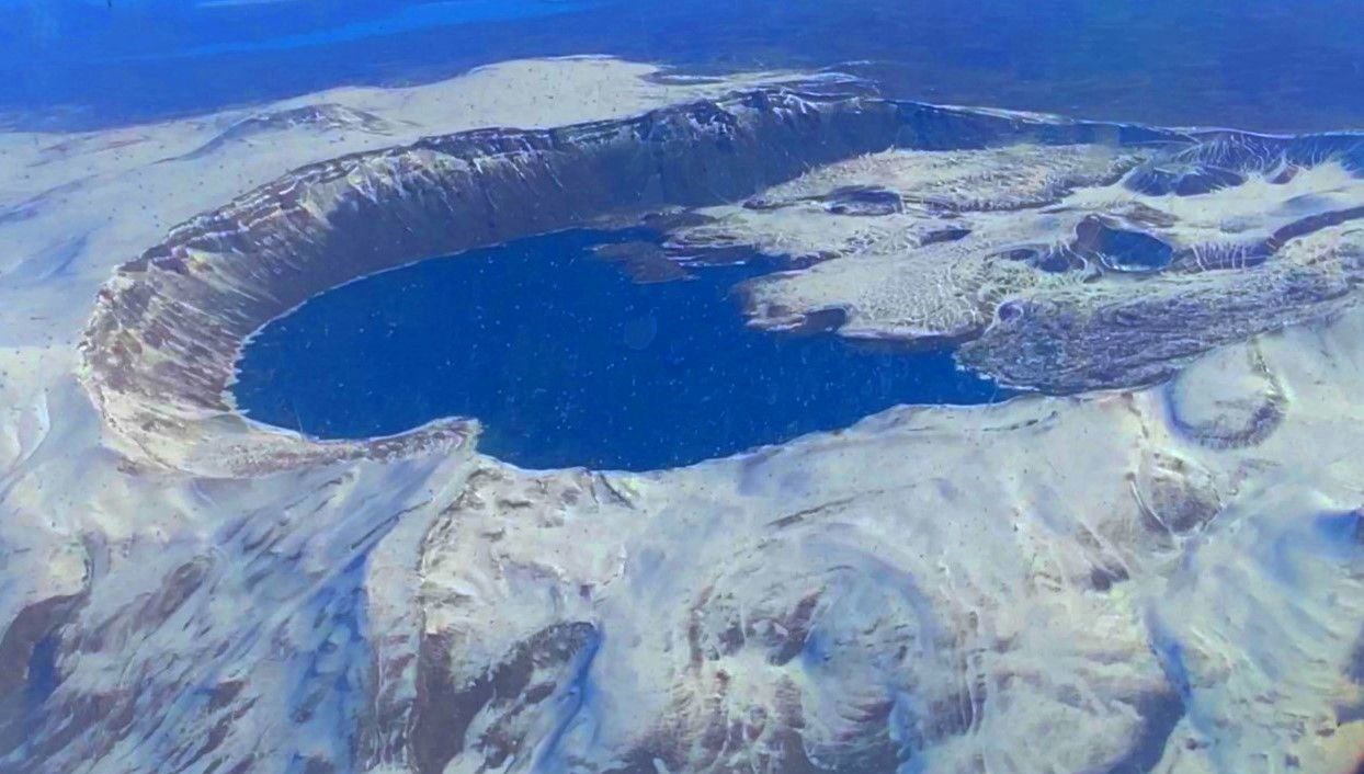 Nemrut Krater Gölü: Kuşbakışı Bir Güzellik 71 nemrut krater golu havadan goruntulendi fiaF6qsO