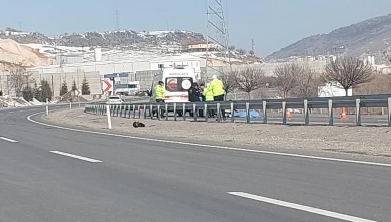 Nevşehir'de motosiklet kazası: 1 ölü 71 nevsehirde motosiklet kazasi 1 meyyit vQYgsHPl