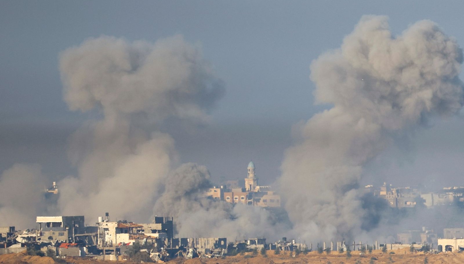 new york times gazetesi israil sinvarin oldurulmesini esirlerin hayatindan daha degerli gordu Ds17qYcJ