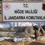 nigdede mumya operasyonu satmaya calisirken yakalandilar P3aG4y8C