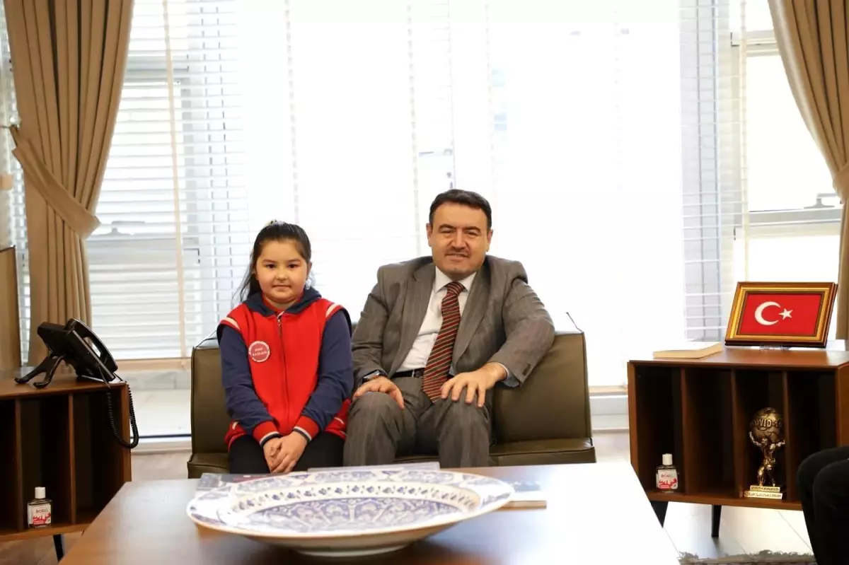 ogrenciler valiyle bulustu gPZc5GeM