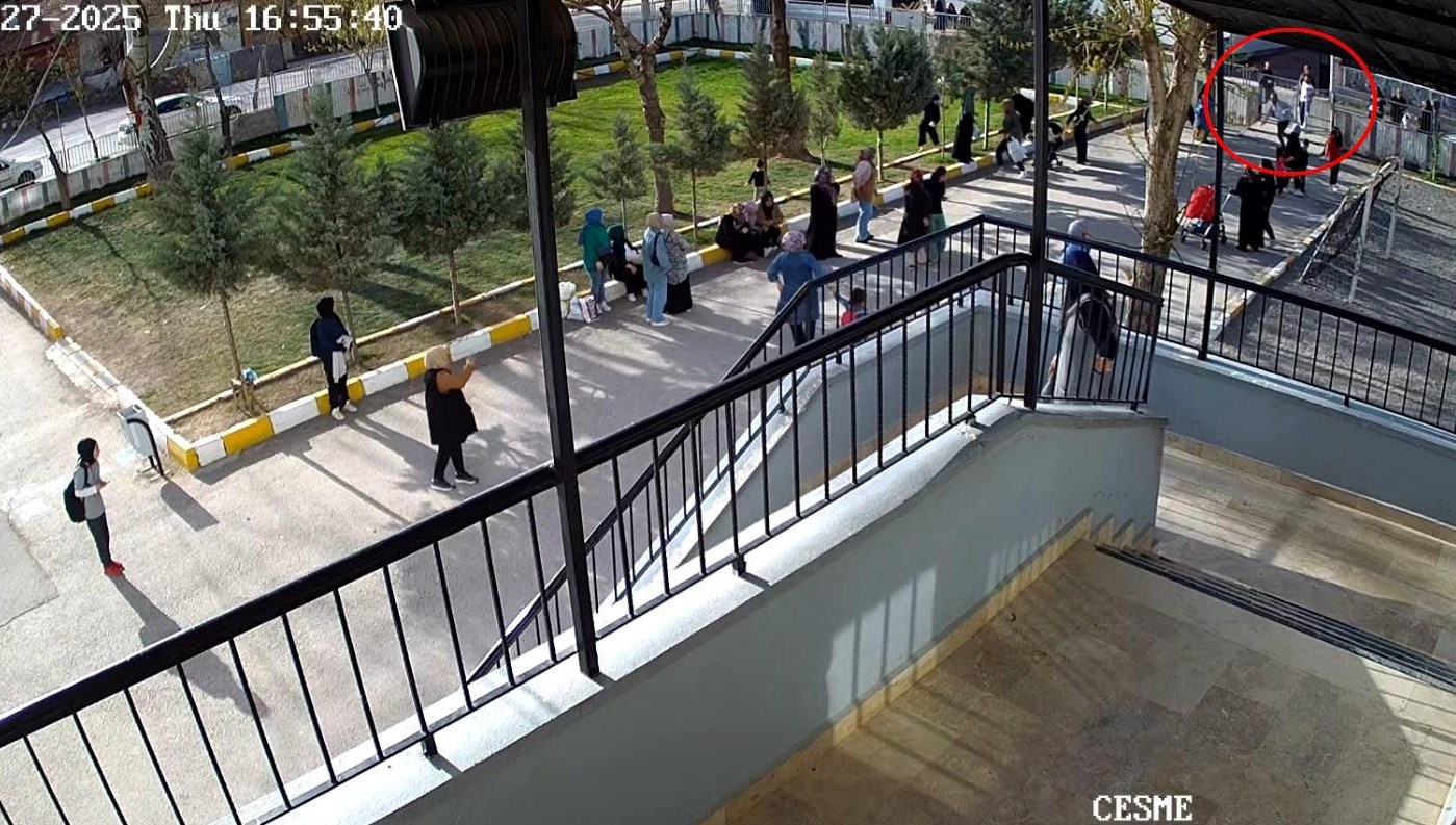 okul mudurune yumruklu atak dHbwP53V