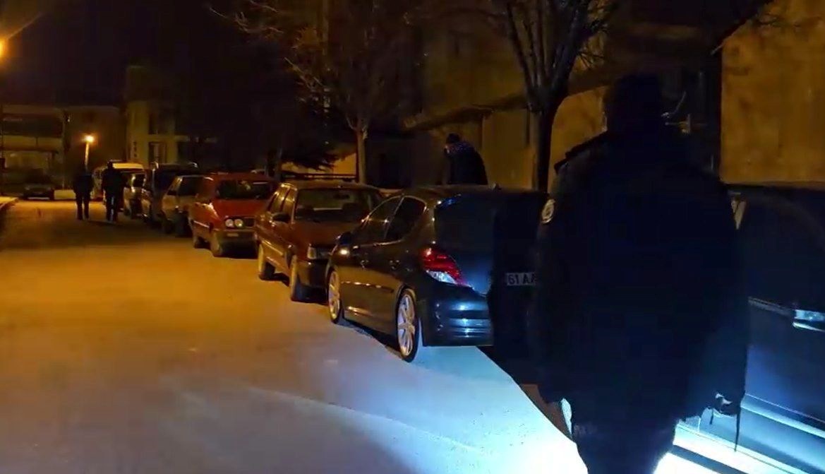 Vur-Kaç Kabusu: Park Yerinde Terör 71 park halindeki araclari cizip kactilar