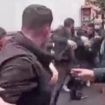 pendikte aragaz arbedesi motokuryeler ve cami cemaati birbirine girdi SCPNejjO