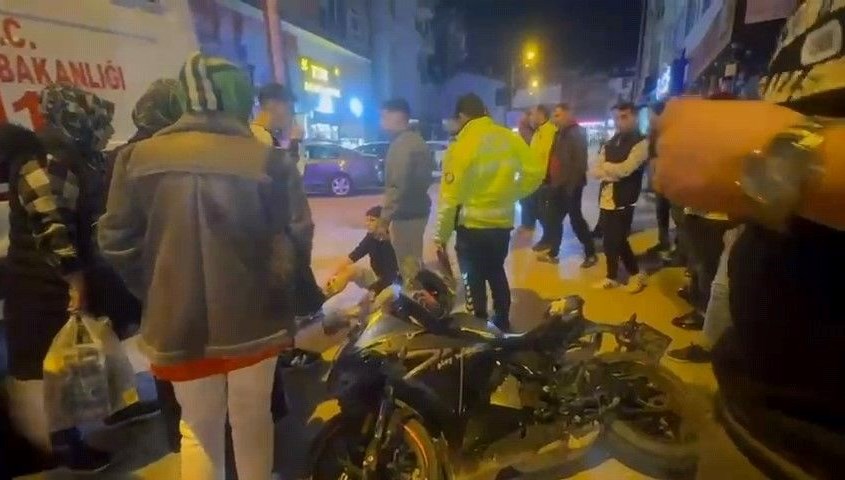 polisin dur ihtarina uymadi kacarken kaza yapti nNXGLY4M