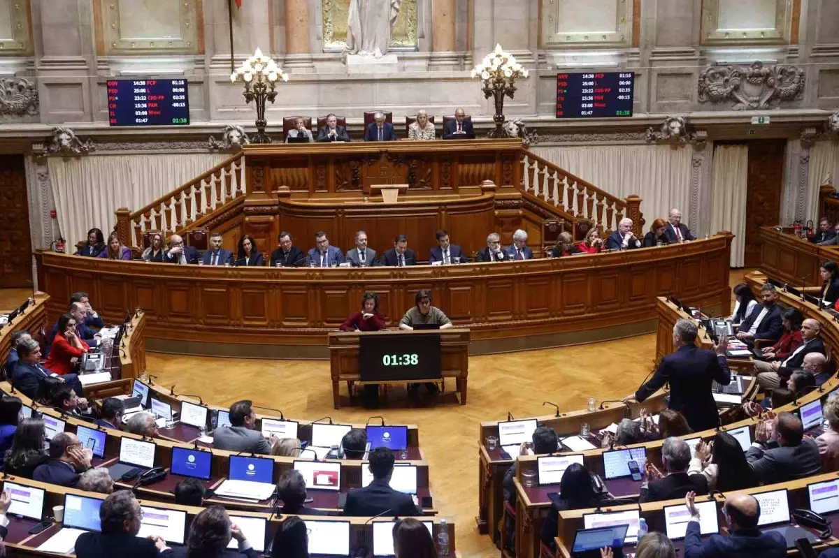 portekizde hukumet dustu erken secim yolda kRRD1JqJ