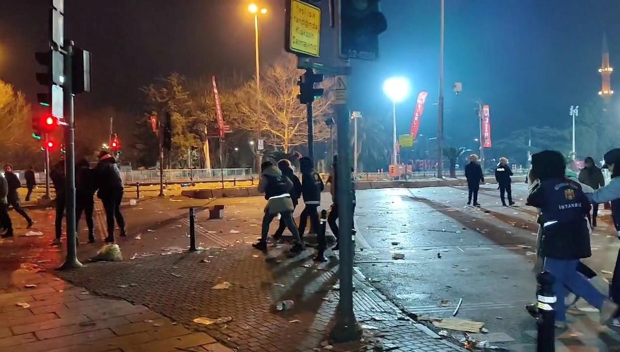 provakatif paylasimlara 58 gozalti ygAMVITz