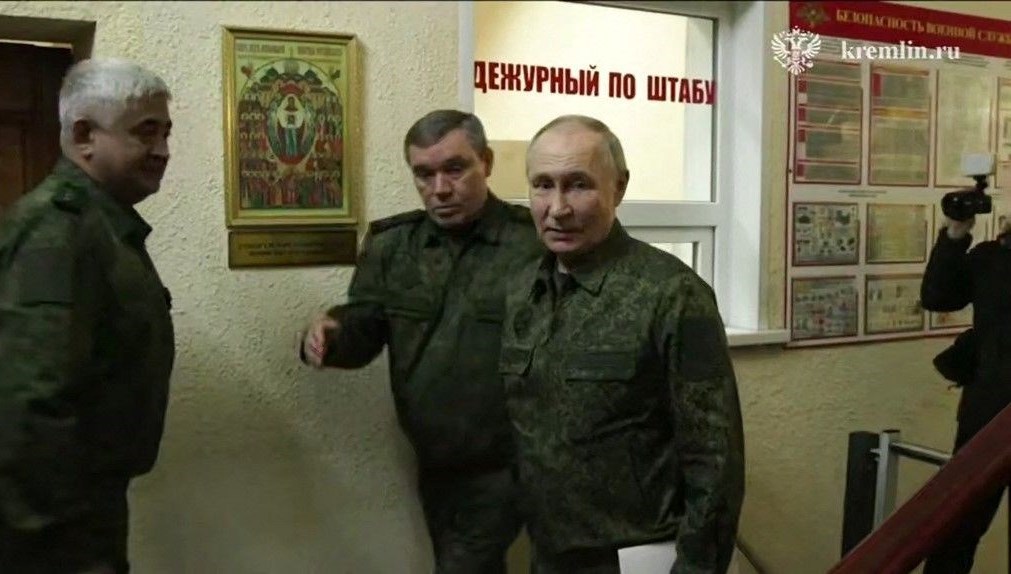 putinin kursk ziyareti sonrasi savasin seyrini degistirecek atilim rusya sucayi geri aldi Z1kHVABd