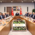 sahipsiz sokak hayvanlari bakan yerlikaya 51 ilin valisiyle goruntu konferans gerceklestirdi 68YvPFMN