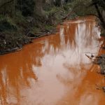 sakaryada derenin rengi kirmiziya dondu 9wLxs8Z8