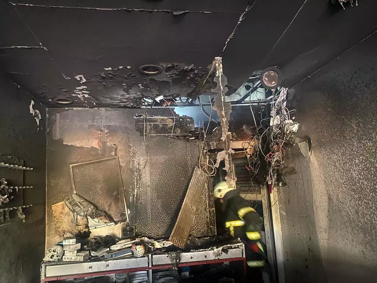 samandagda telefoncu yangini gNa3RHUT