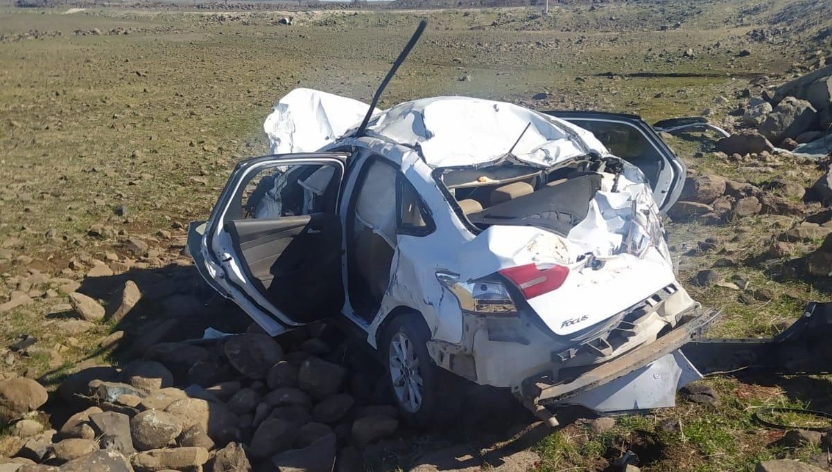 Şanlıurfa'da Yürek Yakan Kaza: Aileden İki Kayıp 71 sanliurfada feci kazaayni aileden iki can kaybi PggfNftn