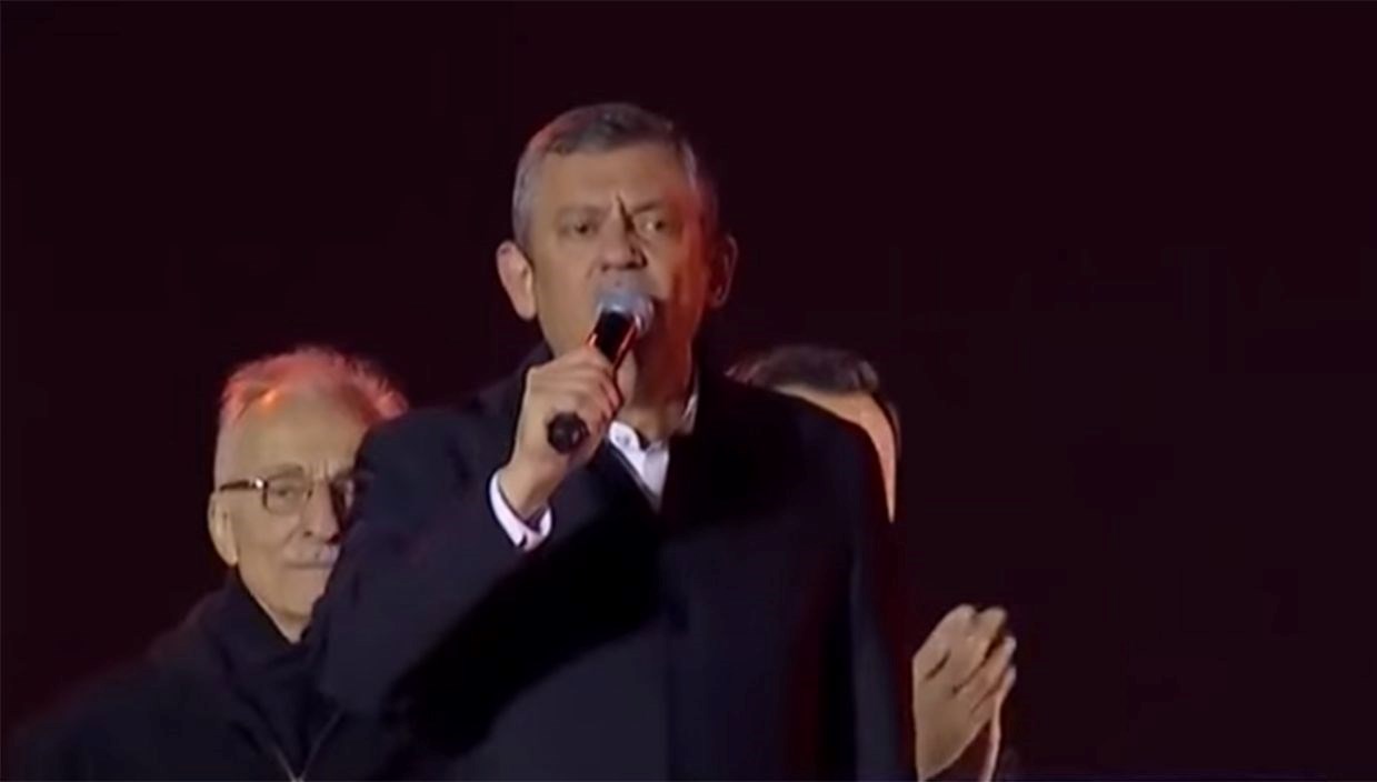 Saraçhane'de beşinci İmamoğlu mitingi 71 sarachanede besinci imamoglu mitingi