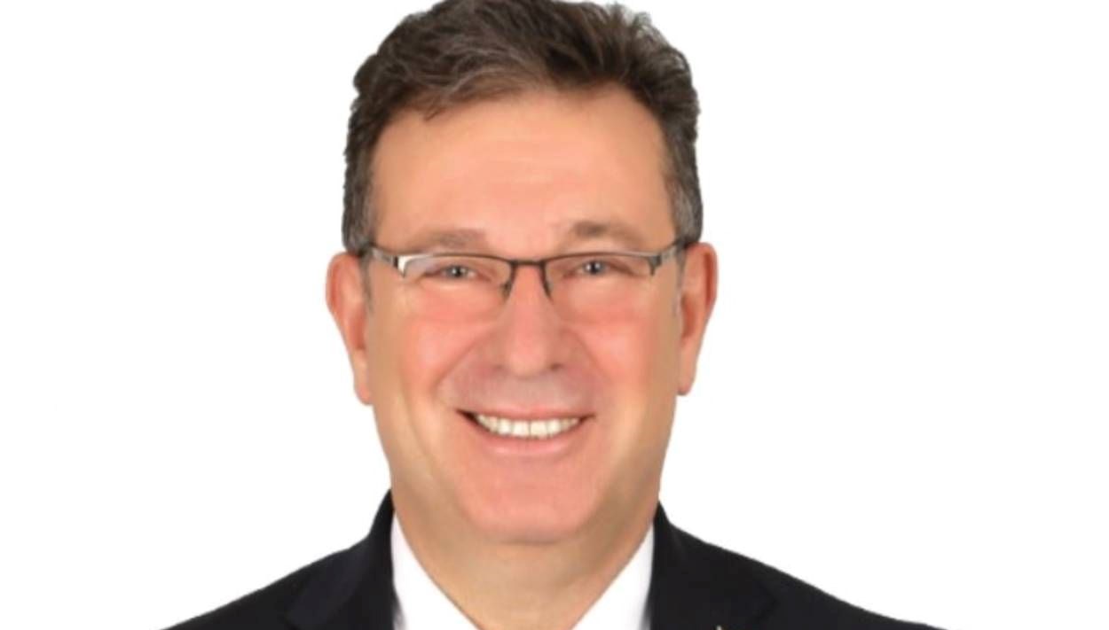 sariyer belediyesi hangi partide sariyer belediyesi baskani mustafa oktay aksunun ozgecmisi TXXU64su