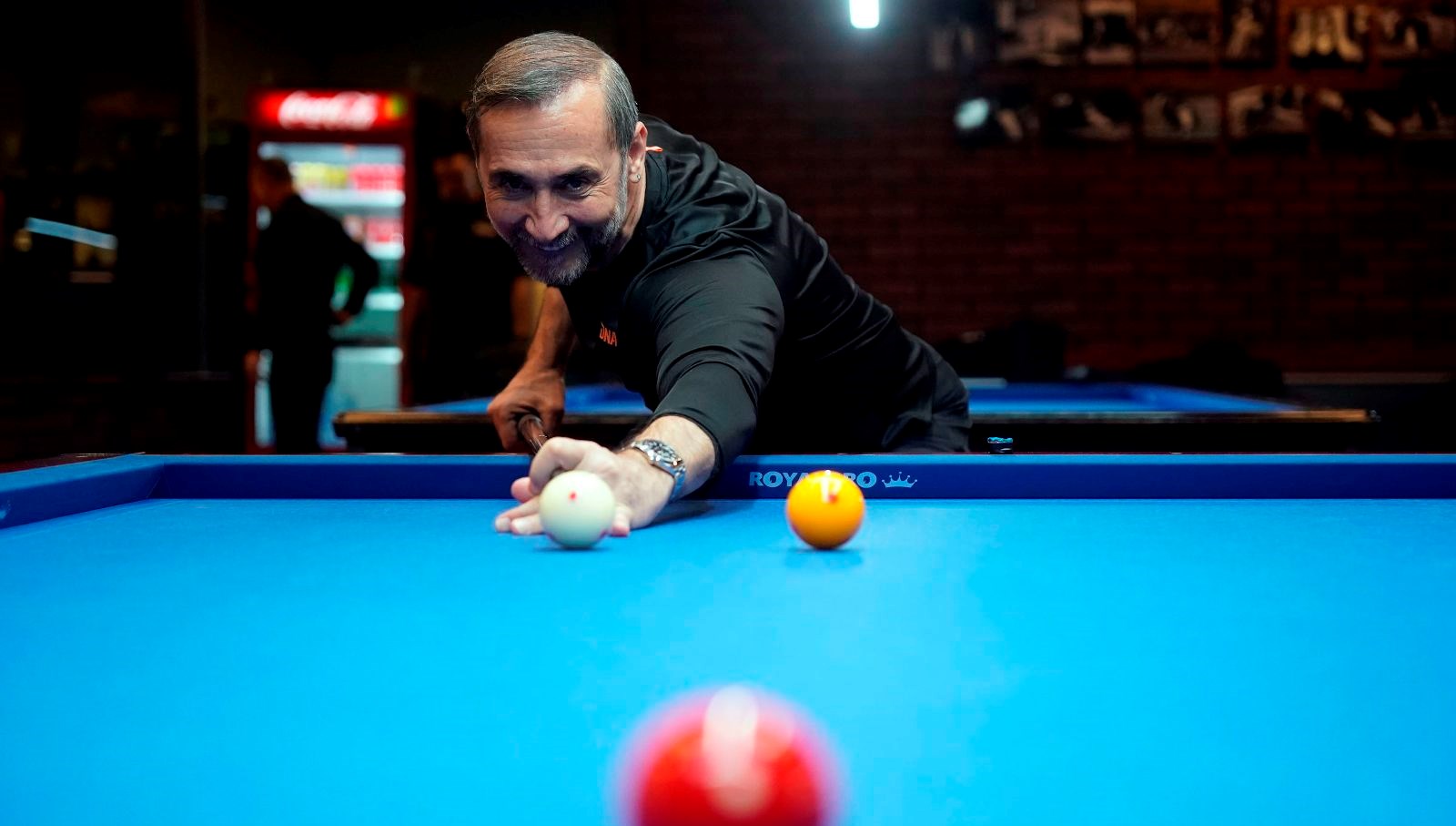 semih sayginer bilardoya baslayali 45 yil oldu meczup uzere calismaya devam ediyorum B8v7gr1h