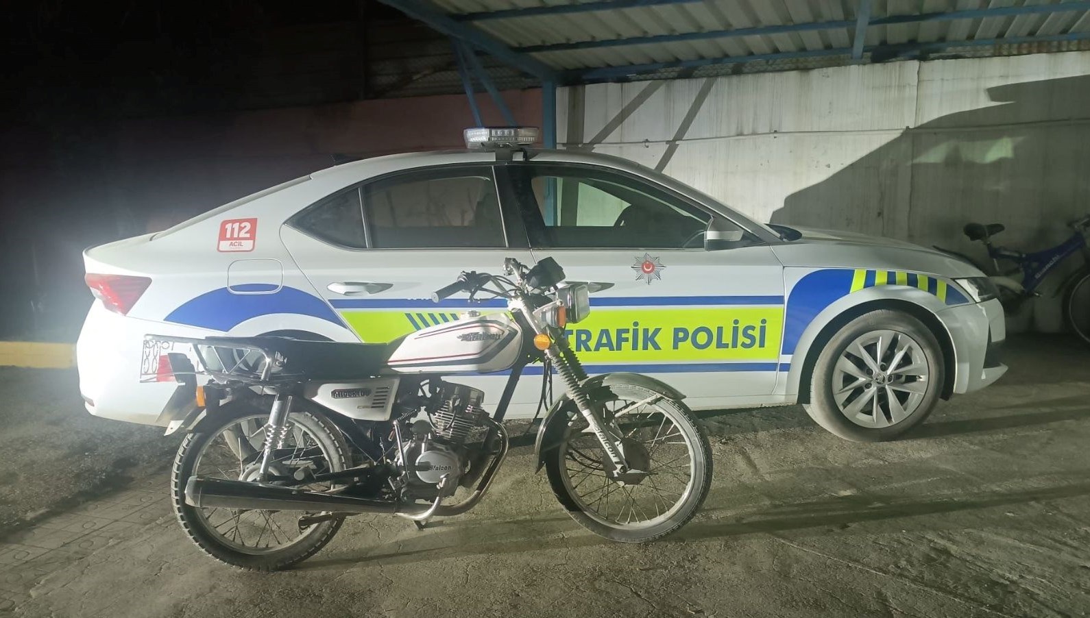 seyir halindeyken akrobatik hareketlere para cezasi HZOPSmmL