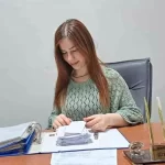 silvanin birinci bayan muhtari gizem gunduz ZYJTCOZC