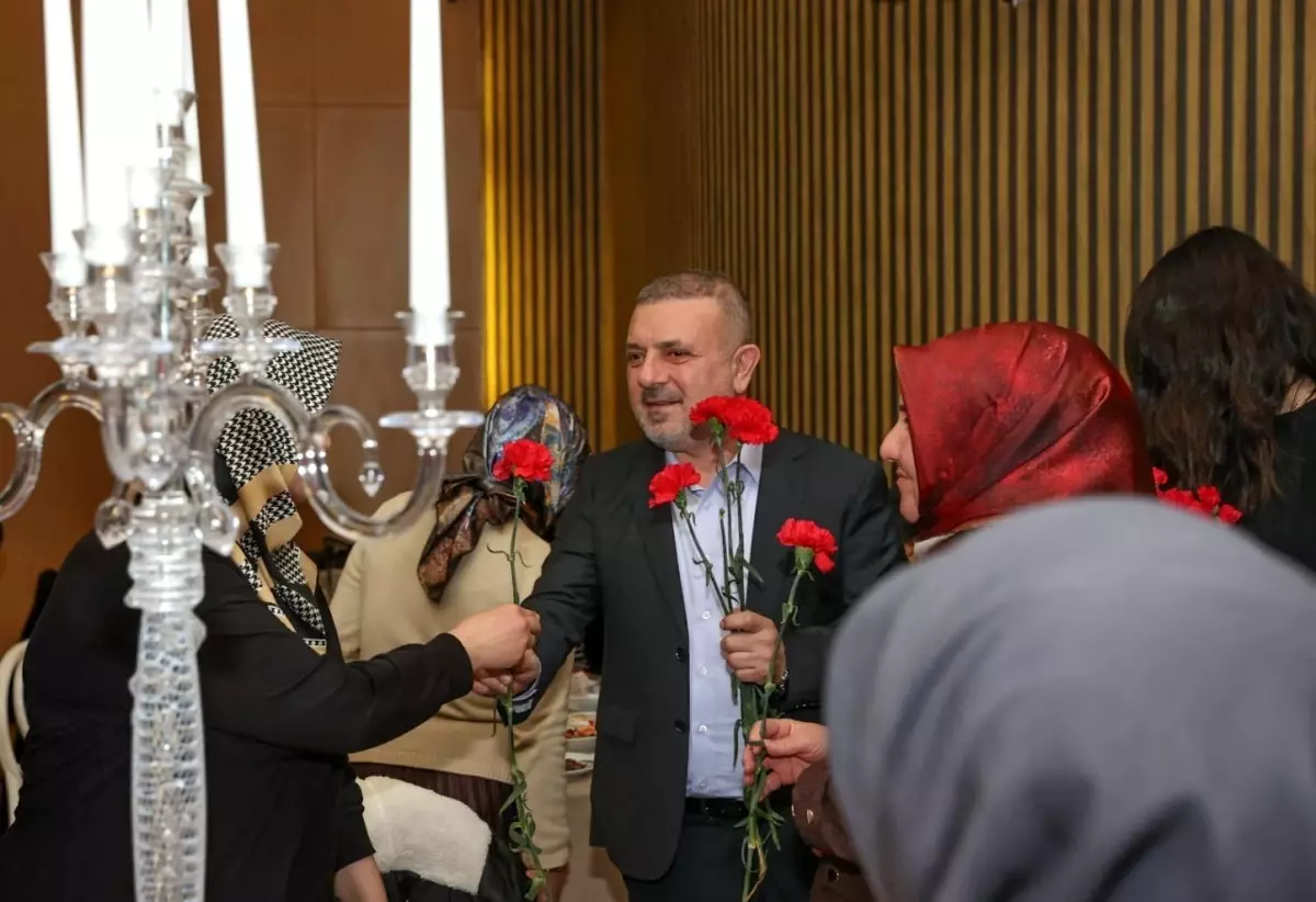 sincan belediyesinden 8 mart dunya bayanlar gunune ozel iftar yemegi twSFVnEF