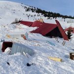 sis dagi yaylasinda cig 20 konut ve bir cami kullanilamaz hale geldi 9zqPpbSc