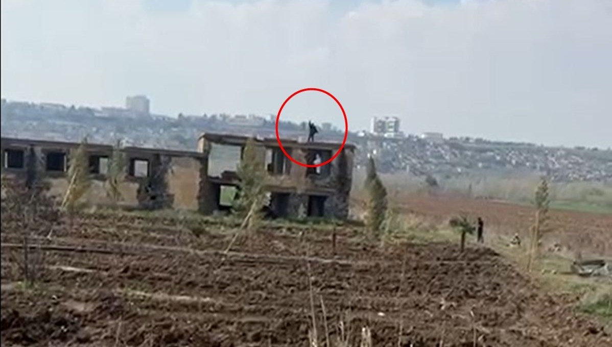 sit alanini isgal etti polise tabancayla direndi vz4UsTCd