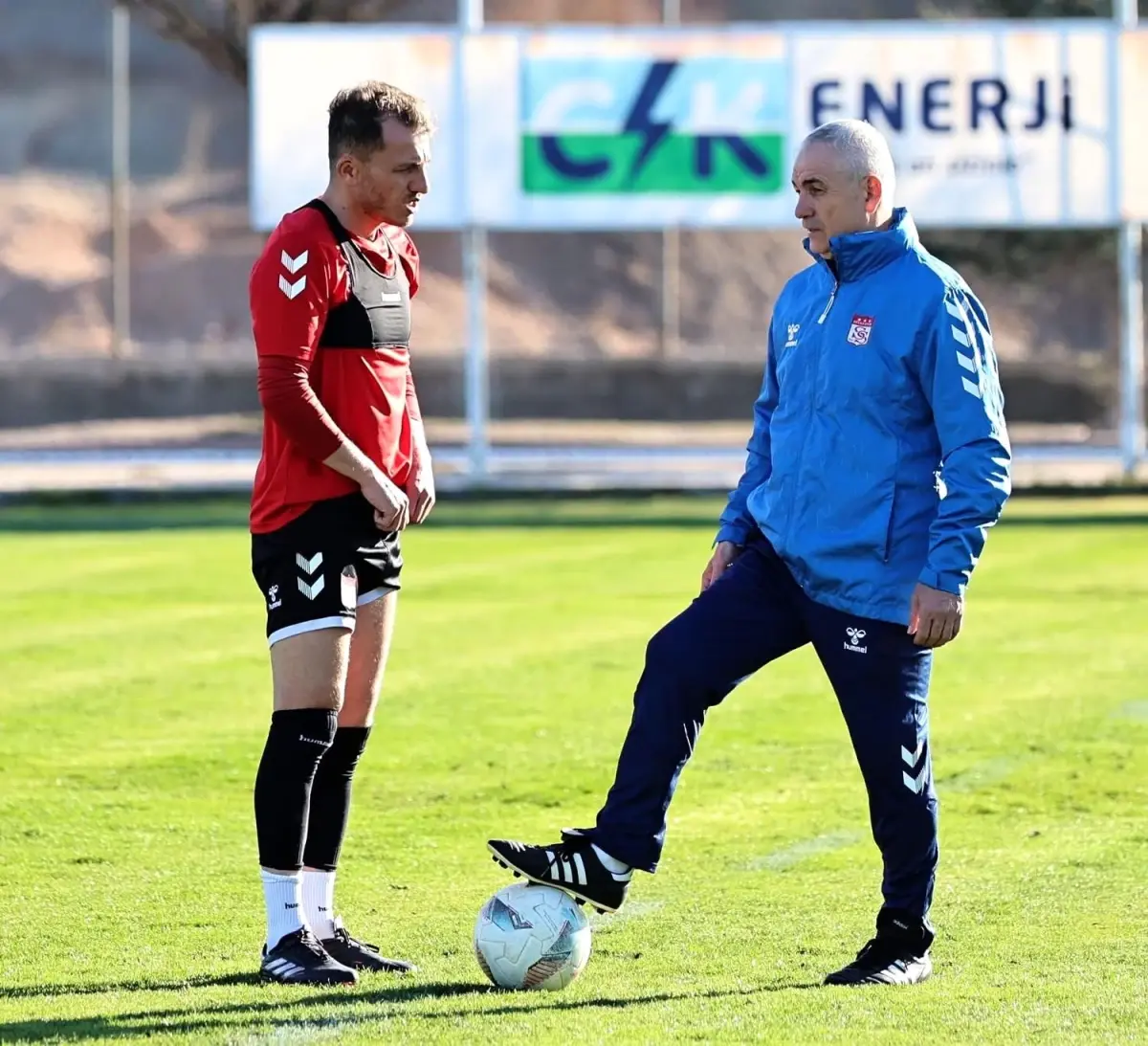 Sivasspor'dan Hatayspor Maçı Öncesi Son Düzlük 71 sivasspor hatayspor maci icin hazirliklarini surduruyor VBEVy68Q