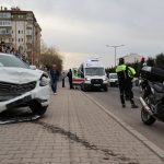 sofor direksiyon basinda rahatsizlandi 4 yarali QXqUxE3Q