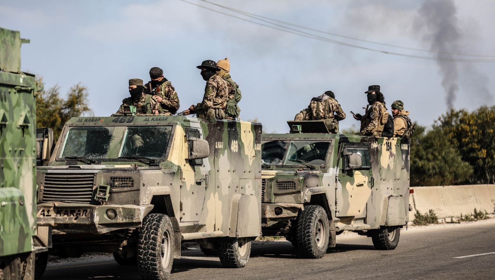 suriyedeki catismalarda meyyit sayisi bini astiabd ve rusyadan bmgk daveti