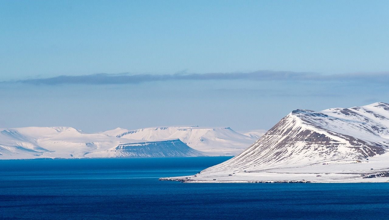 Svalbard: Kuzey Kutbu'nun Gizemli Mücevheri, Konumu ve Özellikleri 71 svalbard adasi nerede hangi ulkede svalbard adasi ozellikleri R6Sfc54K