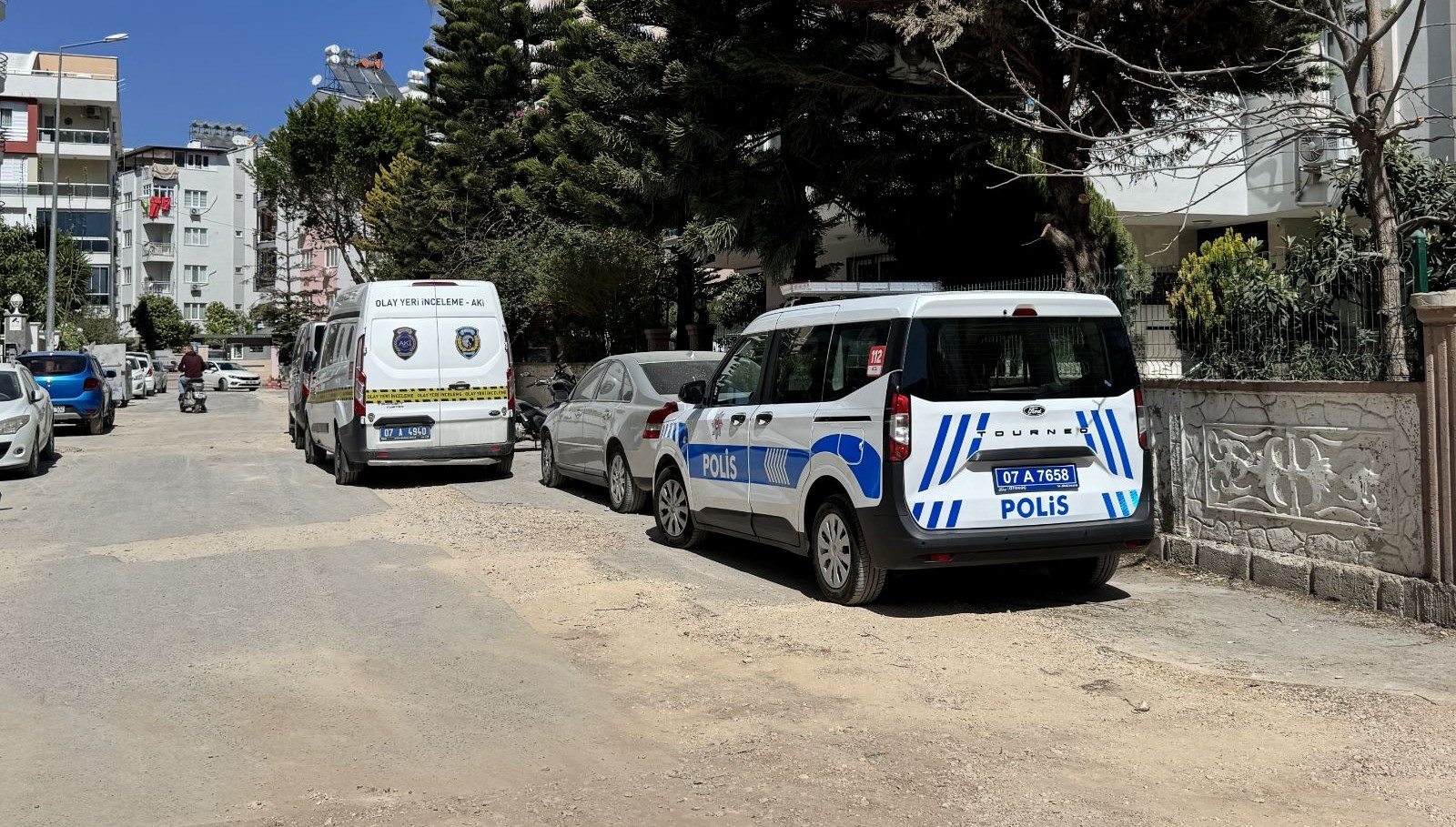 tartistigi babasini bicaklayarak oldurdu 7G8a2r1i