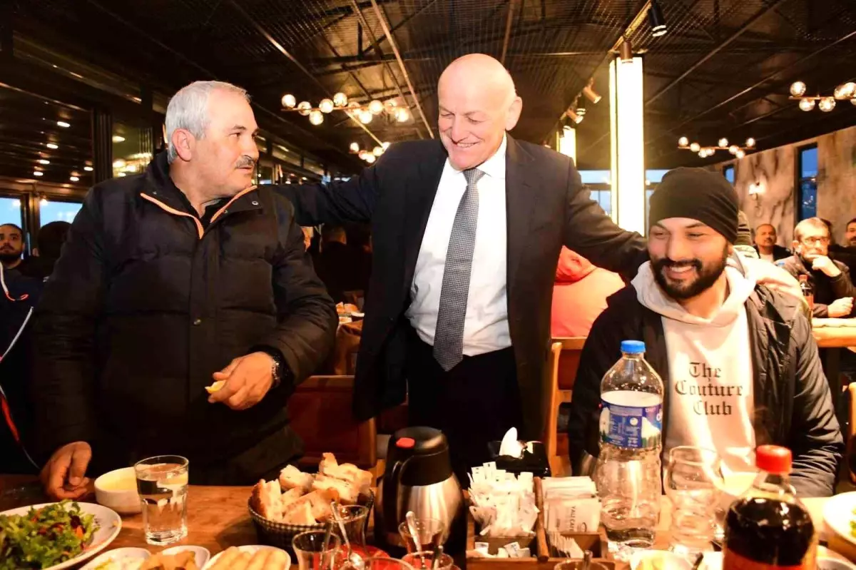 terme belediye baskani senol kul iftar programinda calisanlarla bulustu bffm48cV